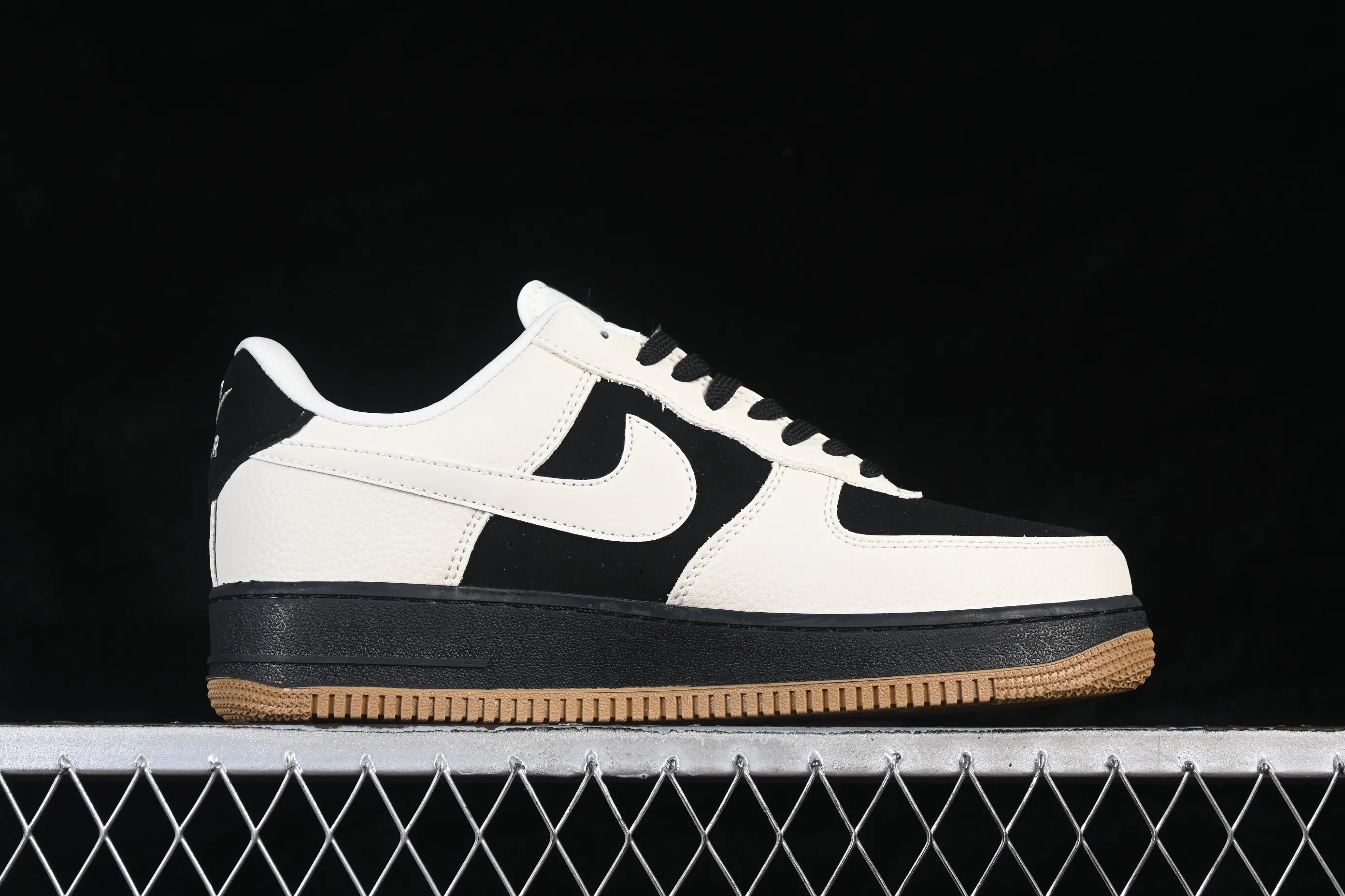 All Categories Nk Air Force 1 Air Force Series Nk Air Force 1 Low Air Force Low Nike Air Force 1'07 Low Stussy Co-branded Double Beige Black Brown Air Force 1 Low-top Casual Shoes LD1999-006